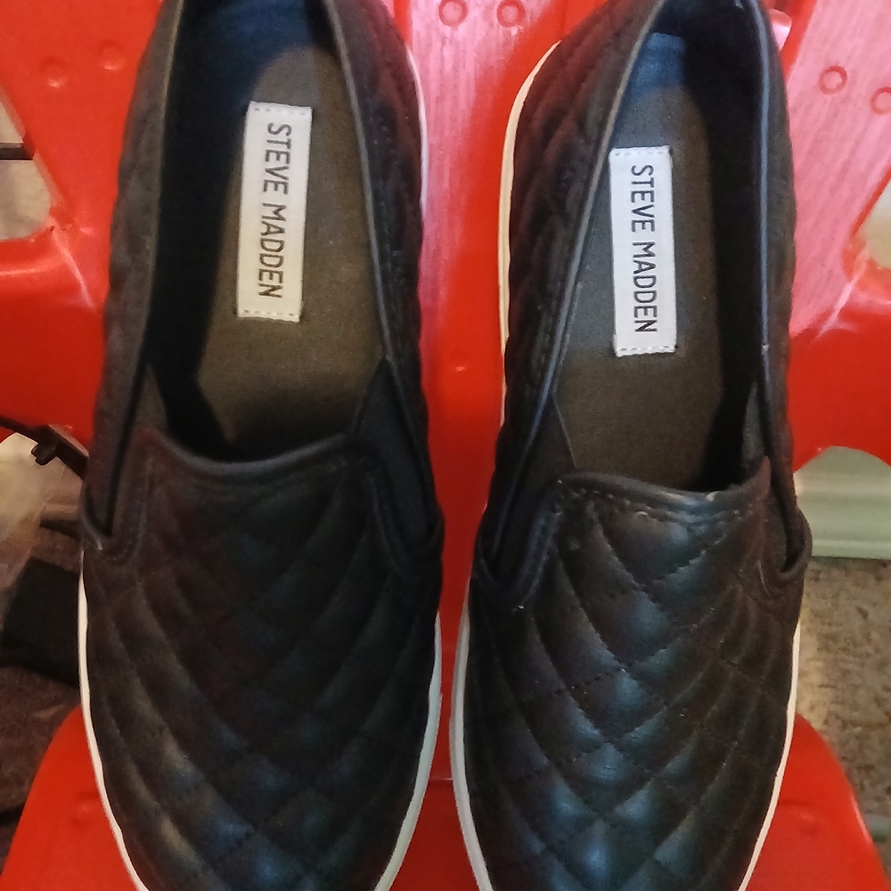 Steve Madden Black Quilted Slip-On Shoes